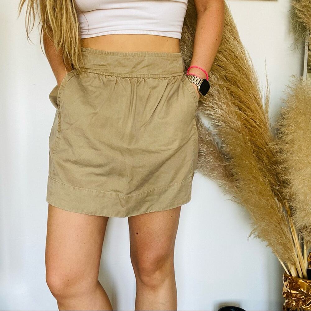 VINTAGE Y2K Cream Khaki Tan Preppy Mini Skirt High Low Rise Button Loose Flowy L